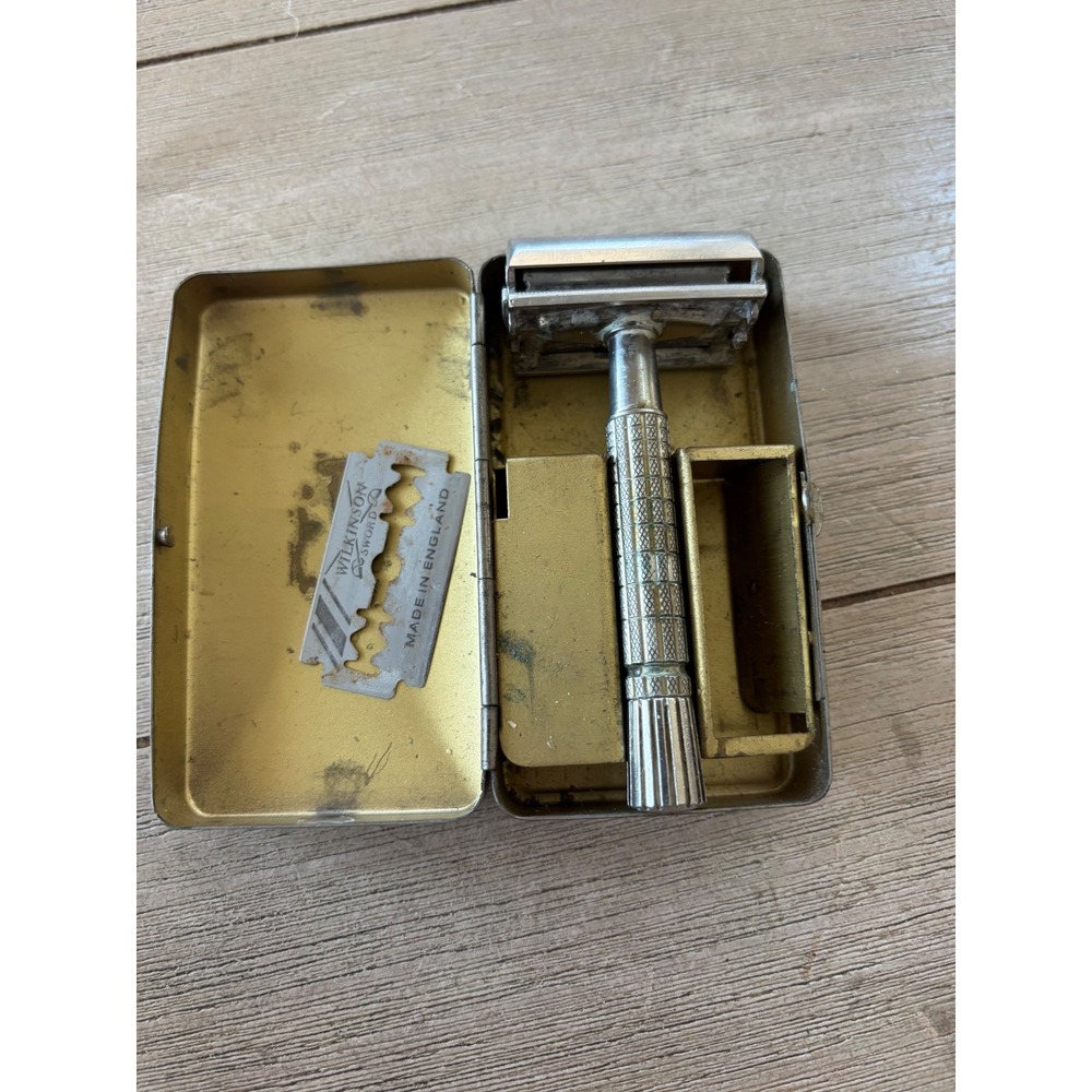 Lot of vintage safety razors Gillette Gem with cases - Picture 2 of 10